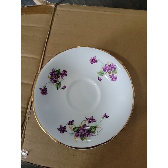 Vintage Crownford English Bone China  Cup Saucer Set Purple Violets Gold Trim - Picture 2 of 16